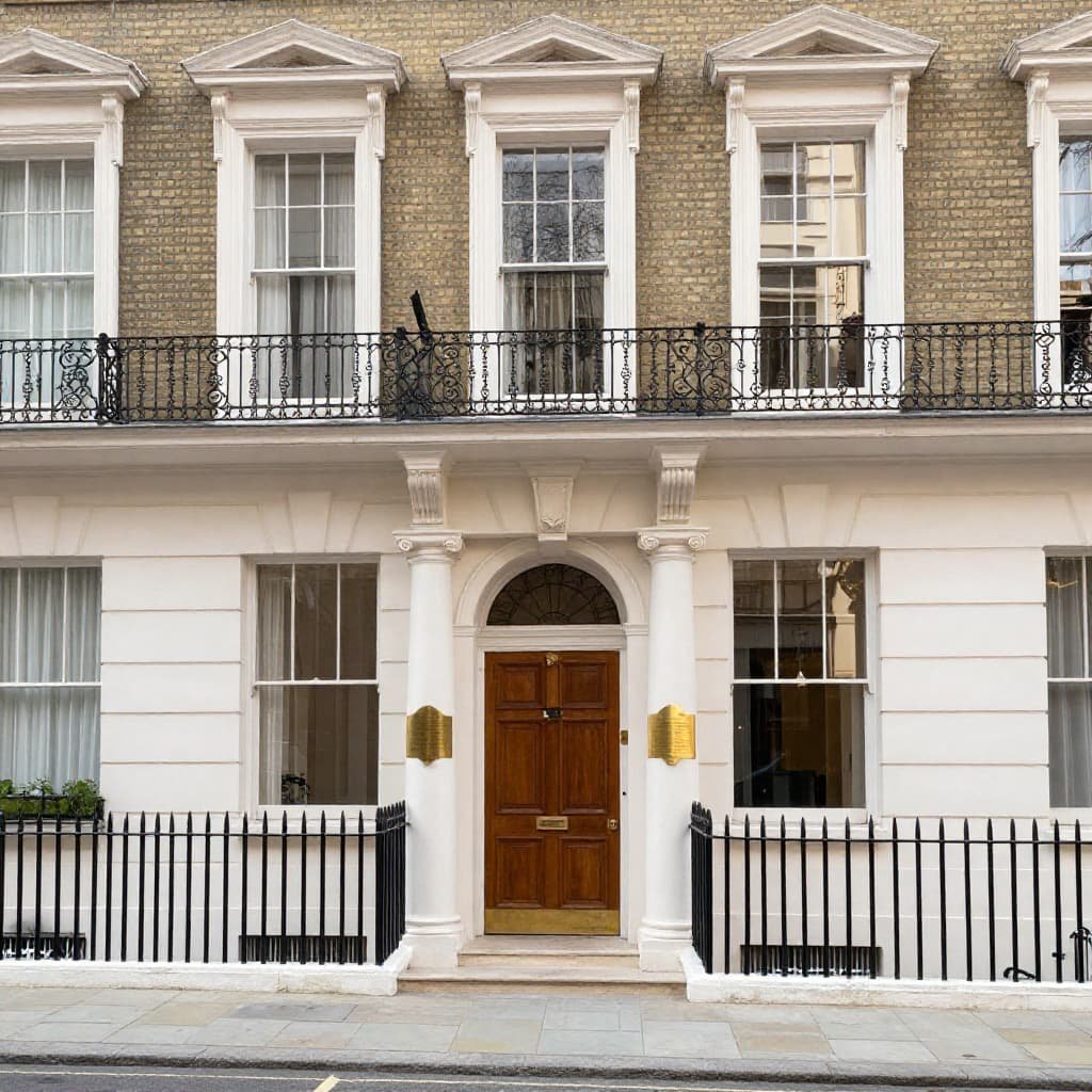 Harley Street area clinic offering P shot London appointments